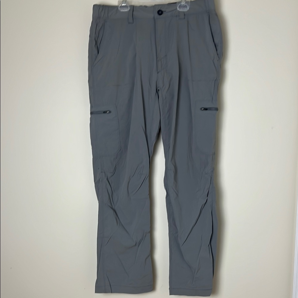 Tilley Men's Slate Gray beige Cargo Pants 36x30 outdoor trek pant
